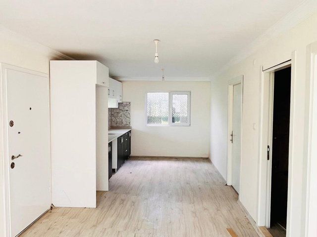 SAKURA LOCA SİTESİ'NDE TAPULU 450M2 BAHÇELİ-BOŞ 2+1 MÜSTAKİL EV