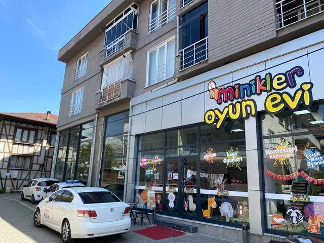 HENDEK MERKEZDE 1+1 KİRALIK DAİRE
