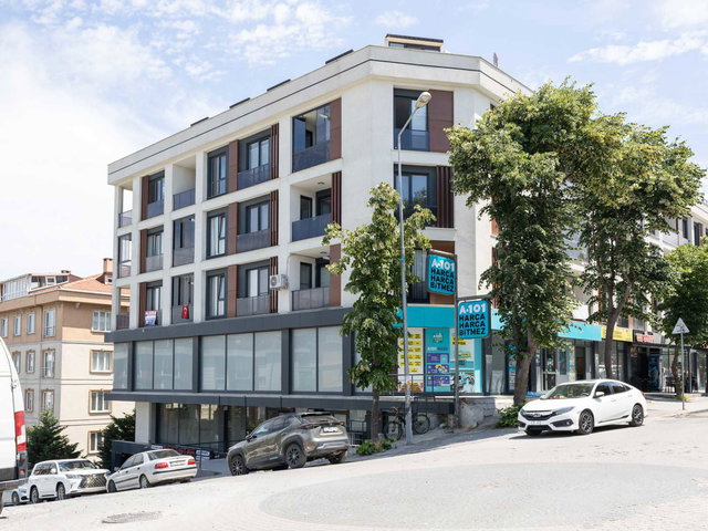 BEYLİKDÜZÜ YAKUPLU'DA GENİŞ-KULLANIŞLI-FERAH 3+1 SATILIK DAİRE