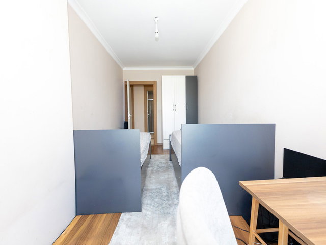BEYLİKDÜZÜ YAKUPLU'DA *BOŞ* GENİŞ-KULLANIŞLI-FERAH 3+1 DAİRE