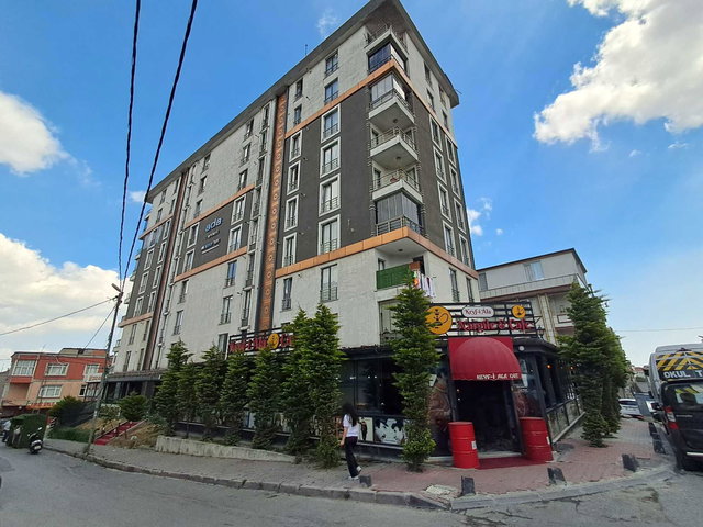 BAŞAKŞEHİR ADA EVLERİ SATILIK 2+1 KEYİFLİ TEMİZ DAİRE