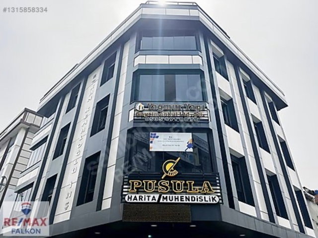 TERASLI ULTRA MERKEZİ KİRALIK STÜDYO DAİRE