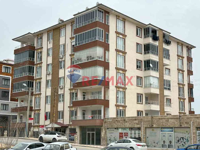 KAPALI OTOPARKA SAHİP 3,5+1 GENİŞ SATILIK DAİRE