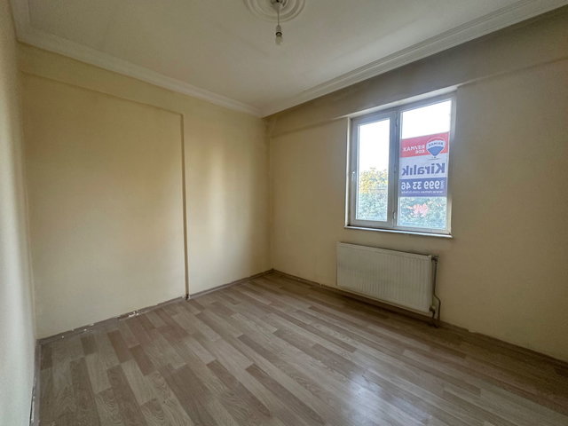 RE/MAX EDE'DEN SGK CİVARI DEPOZİTOSUZ 2+0 KİRALIK ARA KAT DAİRE