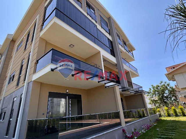 MANAVGAT ILICA MAH SITE IÇERISINDE 1+1 SATILIK HAVUZLU DAIRE