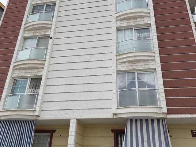 MERKEZİ KONUMDA, AYRI MUTFAKLI GENİŞ 3+1 DAİRE SİZLERİ BEKLİYOR