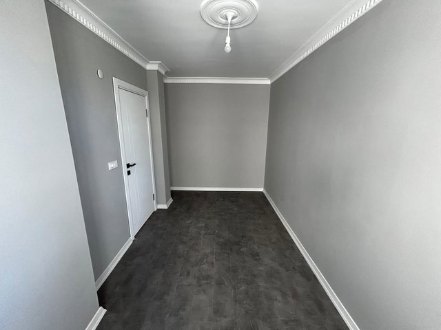 RE/MAX FALKONDAN MERKEZI KONUMDA SATILIK SIFIR 2+1 DAIRE