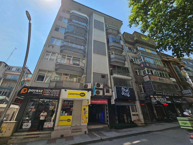 İZMİT TEPECİK MAHALLESİ SATILIK 3+1 DAİRE