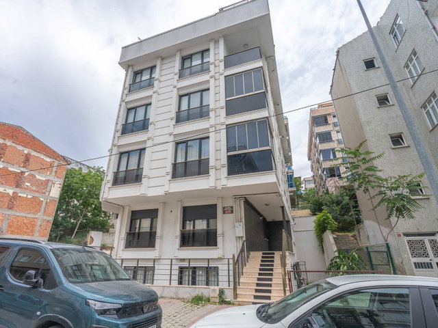 REMAX GELİŞİMDEN YAKUPLU MAHALLESİNDE 1+1 SATILIK DAİRE