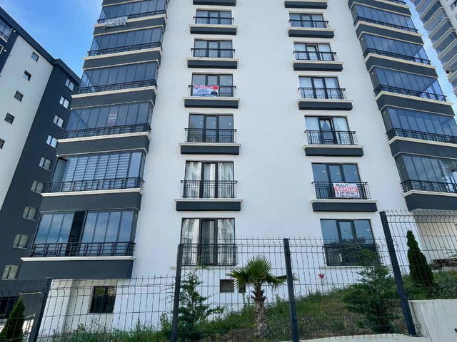 REMAX FERHATTAN SIFIR OTURUMA HAZIR 4+1 KIRALIK DAIRE