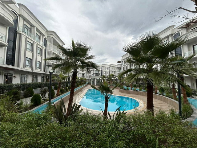 KARTEPE ZERAY MAHAL DE KİRALIK 3+1 ARAKAT AYRI MUTFAKLI DAİRE