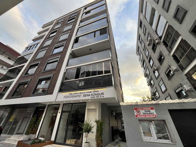 GİRNE CADDESİ PARALELİNDE KİRALIK LÜKS 3+1 SIFIR DAİRE