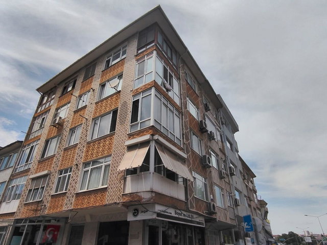 REMAX ASHILL BAĞDAT CADDESİNDE EŞYALI 2+1 KİRALIK DAİRE