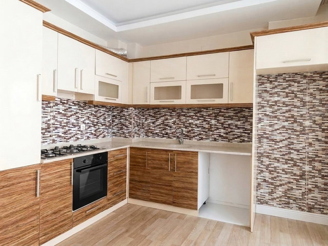 ALAŞEHIR KURTULUŞ MAH. KIRALIK 3+1 DAIRE