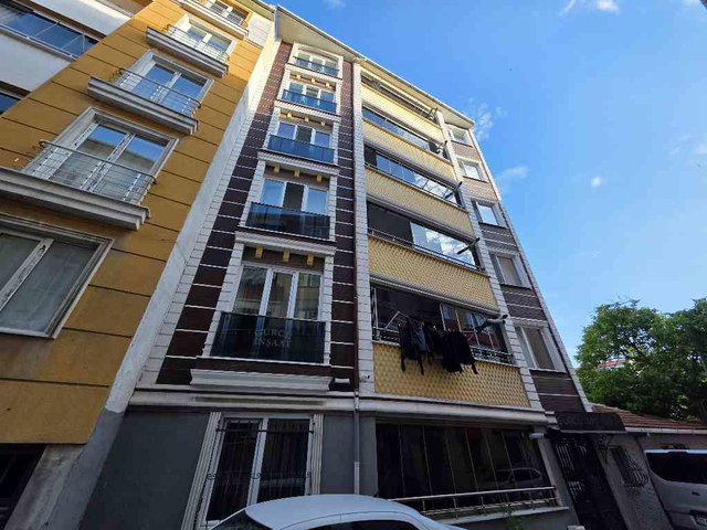 REMAX LAND'DAN MERKEZDE 2+0 YATİRİMLİK DAİRE