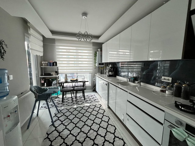 ANADOLU CAD. AĞIZ DİŞ SAĞLIĞI YAKINI YENİ BİNA 3+1 SATILIK DAİRE
