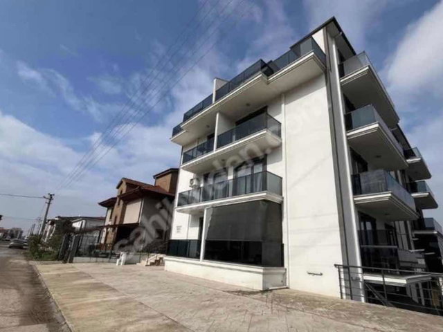 BAŞİSKELE YEŞİLYURT MAHALLESİ 3+1 ÇATI DUBLEKS KİRALIK DAİRE