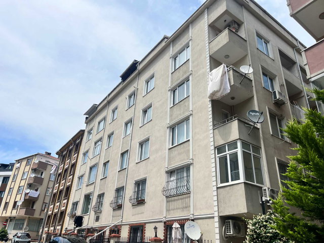 MERKEZİ LOKASYONDA ,ÇOK GENİŞ,KİRALIK 6+2 DUBLEKS