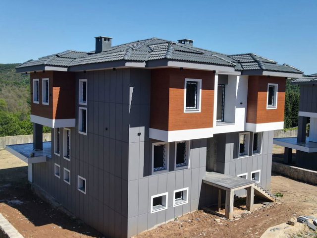 ŞİLE YENİKÖY 'DE 1184 M2 ARSA İÇERİSİNDE NATAMAM MALIKHANE