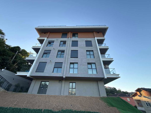 BEYKOZ ÇUBUKLU'DA YÜKSELEN DEĞERİN MERKEZİNDE SIFIR 2+1 DAİRE