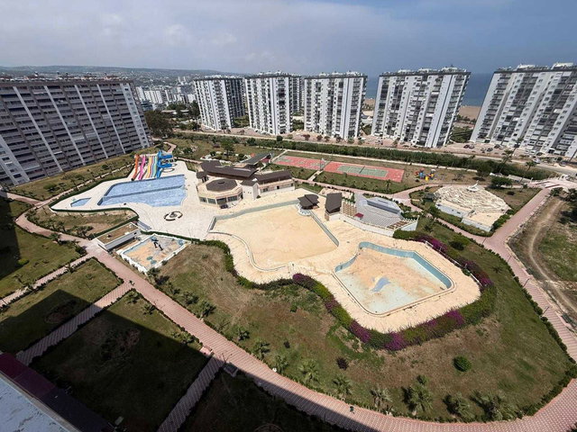 SILIFKE FLAMINGO 10 TATIL SITESI 2+1 EŞSIZ DENIZ MANZARALI SATILIK DAIRE