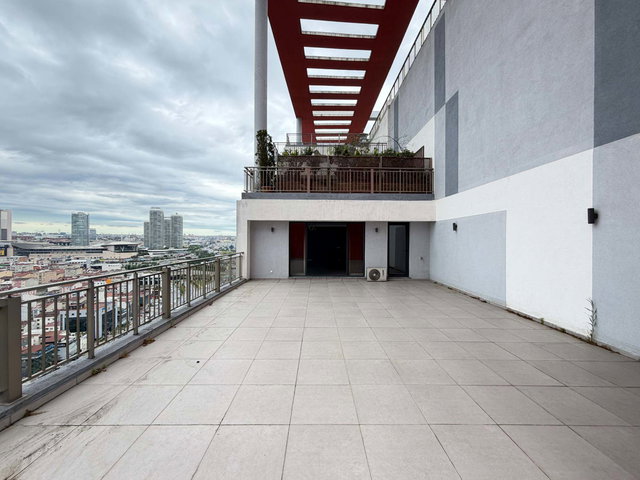 65 M2 TERAS VE 83 M2 DAIRE EKSPRESS 24 SITESI KIRALIK DAIRE
