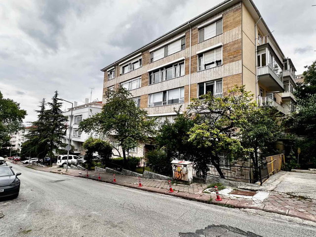 ÇANKAYA FARABI NILGÜN SK. 4+1 ARA KAT SATILIK DAIRE
