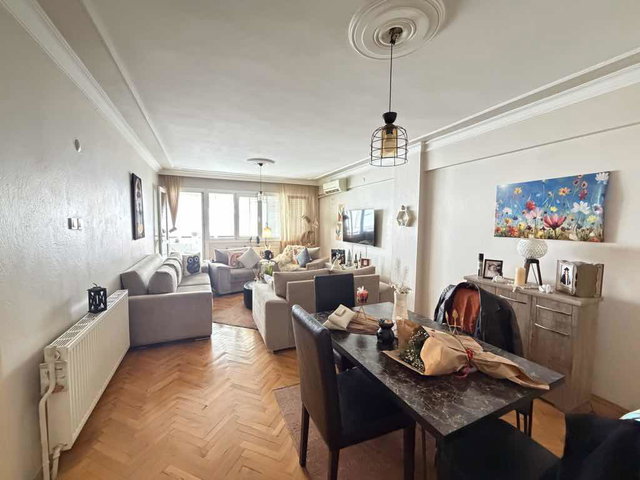 KARŞIYAKA ALAYBEY İZBAN YAKINI 3+1 ARAKAT DAİRE