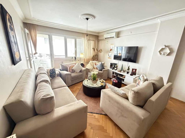 KARŞIYAKA ALAYBEY İZBAN YAKINI 3+1 ARAKAT DAİRE
