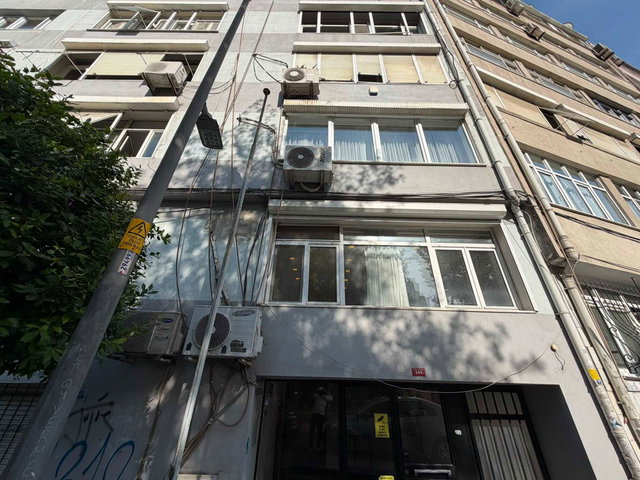 ŞİŞLİ SIRACEVİZLER CADDESİNDE UYGUN FIRSATLI SATILIK DAİRE
