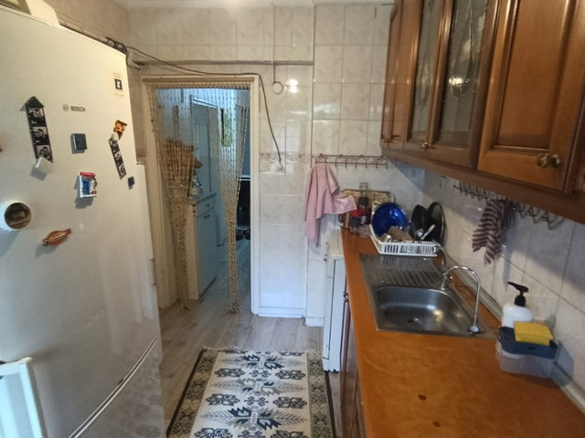 VIALAND'E KOMŞU, METROYA YAKIN , GENIŞ 2+1 DAIRE