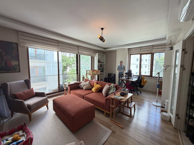 MERDİVENKÖY GÜNAYDIN SOKAK YENİ BİNADA - GENİŞ 2+1 SATILIK DAİRE