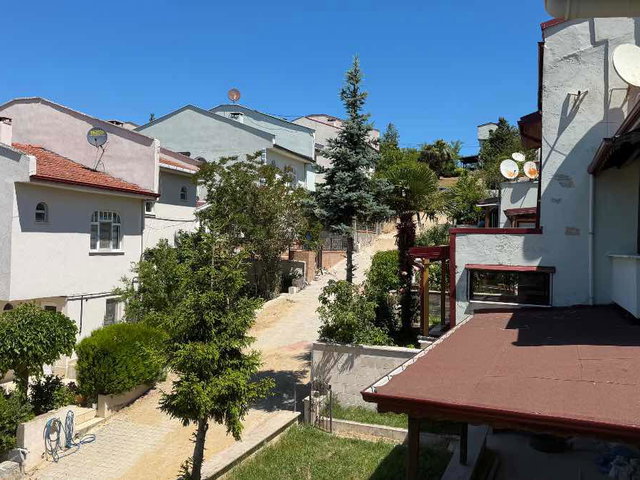 KOCAELİ KANDIRA SEYREKTE SİTE İÇİNDE SATILIK DUBLEKS VİLLA