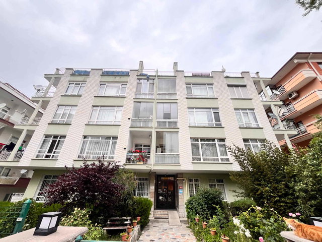 AYRANCI MAH KUVEYT CAD. ÜZERİNDE YAPILI 3+1 SATILIK DAİRE