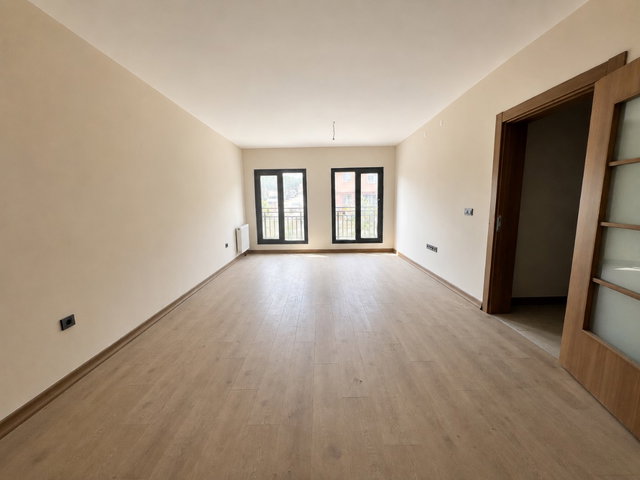 REMAX TURAN ŞAHİN'DEN SANCAKTEPE SARIGAZİ TOKİ'DE 1.KAT SATILIK 3+1 DAİRE