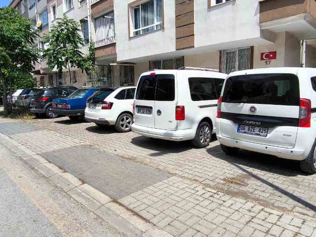 ETİMESGUT MERKEZ İSTASYON MAHALLESİ 3+1 YAPILI KİRALIK DAİRE