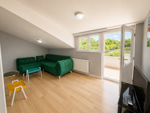 KIRAÇ N.ERBAKAN PARKI YANI TERASLI KİRALIK 2+1 EŞYALI DAİRE