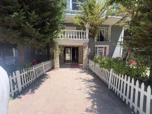 BEYLİKDÜZÜ KAVAKLI'DA SATILIK 3+1 FERAH DAİRE