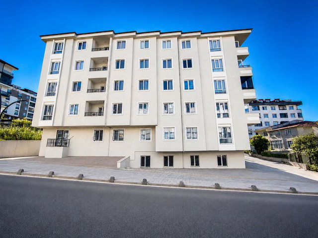 REMAX LAND'DEN ÇERKEZKÖY İSTASYON MAHALLESINDE  2+1 SIFIR DAİRE BODRUM KAT ( 74 M² )