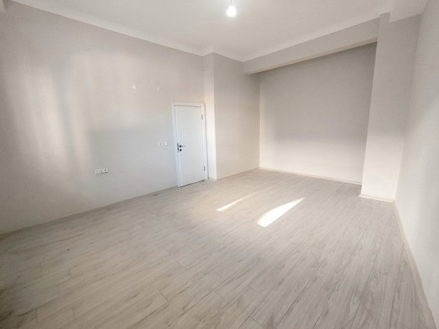 REMAX LAND'DEN ÇERKEZKÖY İSTASYON MAHALLESINDE  2+1 SIFIR DAİRE BODRUM KAT ( 74 M² )