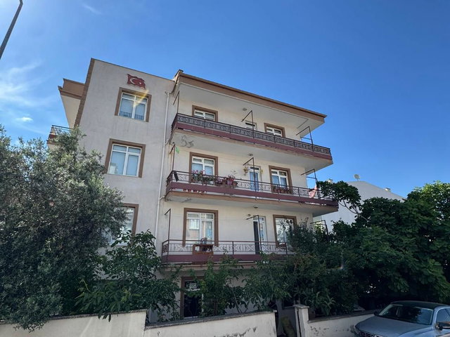 RE/MAX MID DEN TOYGAR MAH. KIRALIK 3+1 DAIRE