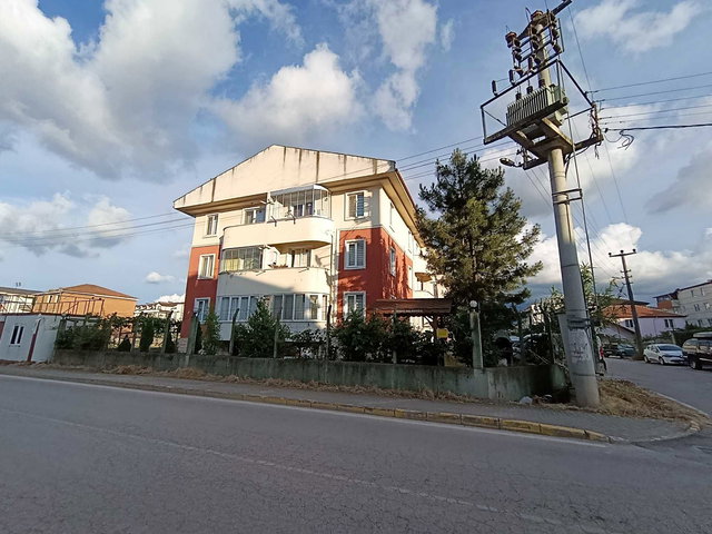 KARTEPE UZUNÇIFTLIK SUDEKS DORUKKENT SITESI SATILIK 1+1 DAIRE | KIRACILI YATIRIMLIK FIRSAT