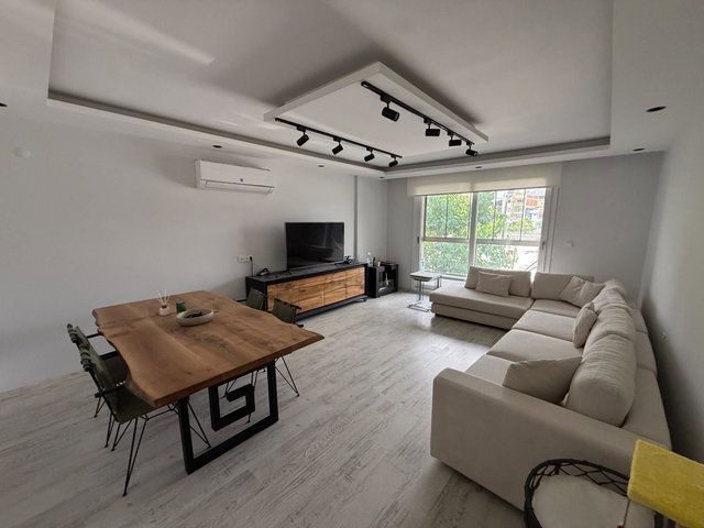 İNCİRLİOVA MERKEZDE | 3+1 GENİŞ DAİRE | KAPALI GARAJLI | HAVUZLU SİTE | ŞEHİR HASTANESİNE 7 KM