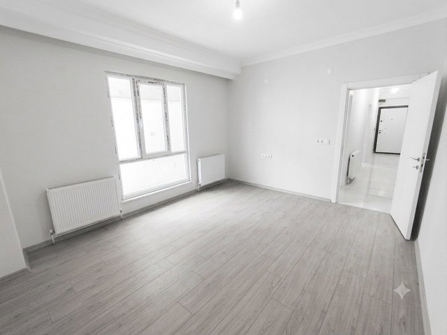 REMAX LAND'DEN ÇERKEZKÖY İSTASYON MAH.2+1 SIFIR KİRALIK DAİRE GİRİŞ KAT(64 M²)