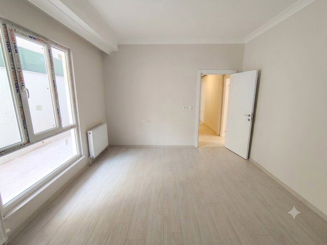 REMAX LAND'DEN ÇERKEZKÖY İSTASYON MAH.2+1 SIFIR KİRALIK DAİRE GİRİŞ KAT(64 M²)