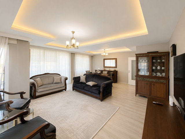 RE/MAX GELİŞİM BEYLİKDÜZÜ 4+2 SATILIK DUBLEX DAİRE