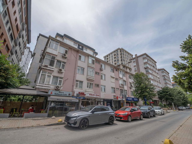 FENERYOLU’NDA MERKEZ KONUMDA 2+1 EŞYALI KİRALIK DAİRE