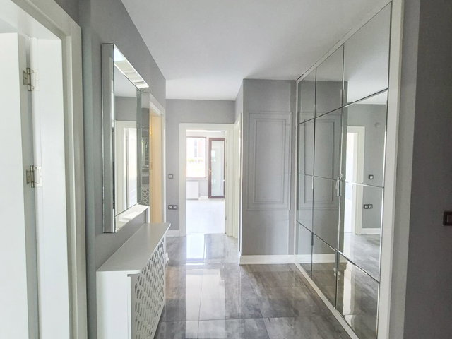 KIRALIK GEÇIT FLORYA EVLERI 3+1 NET 134M2 ARA KAT DAIRE