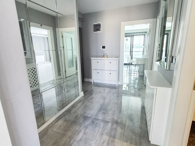 KIRALIK GEÇIT FLORYA EVLERI 3+1 NET 134M2 ARA KAT DAIRE