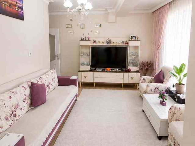 BAŞAKŞEHİRDE ULTRALÜX DAİRE